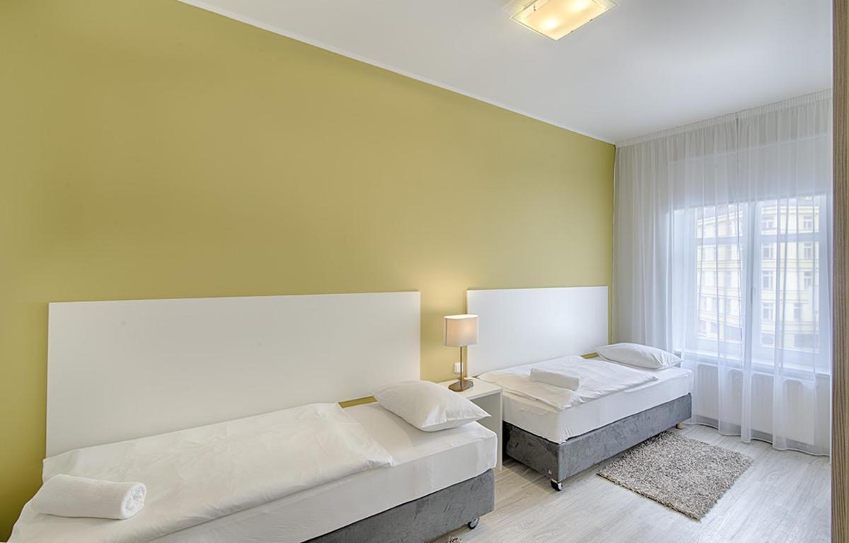 Apartment Promenada 35 카를로비바리 외부 사진